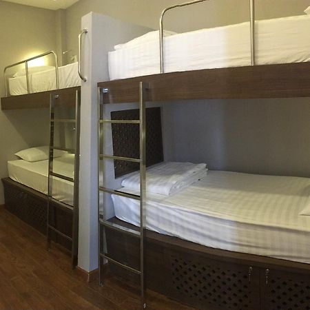 The Alley Hostel Nha Trang Esterno foto
